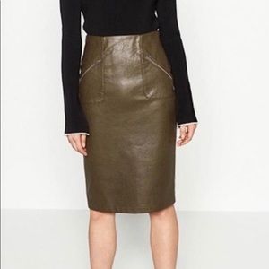 🆕 Zara Olive Vegan Leather Skirt